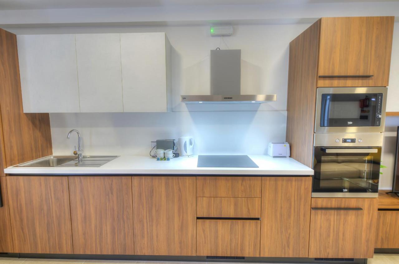 Spacious And Tastefully Furnished 2 Bedroom Apartment Ddif1-3 Gzira Dış mekan fotoğraf