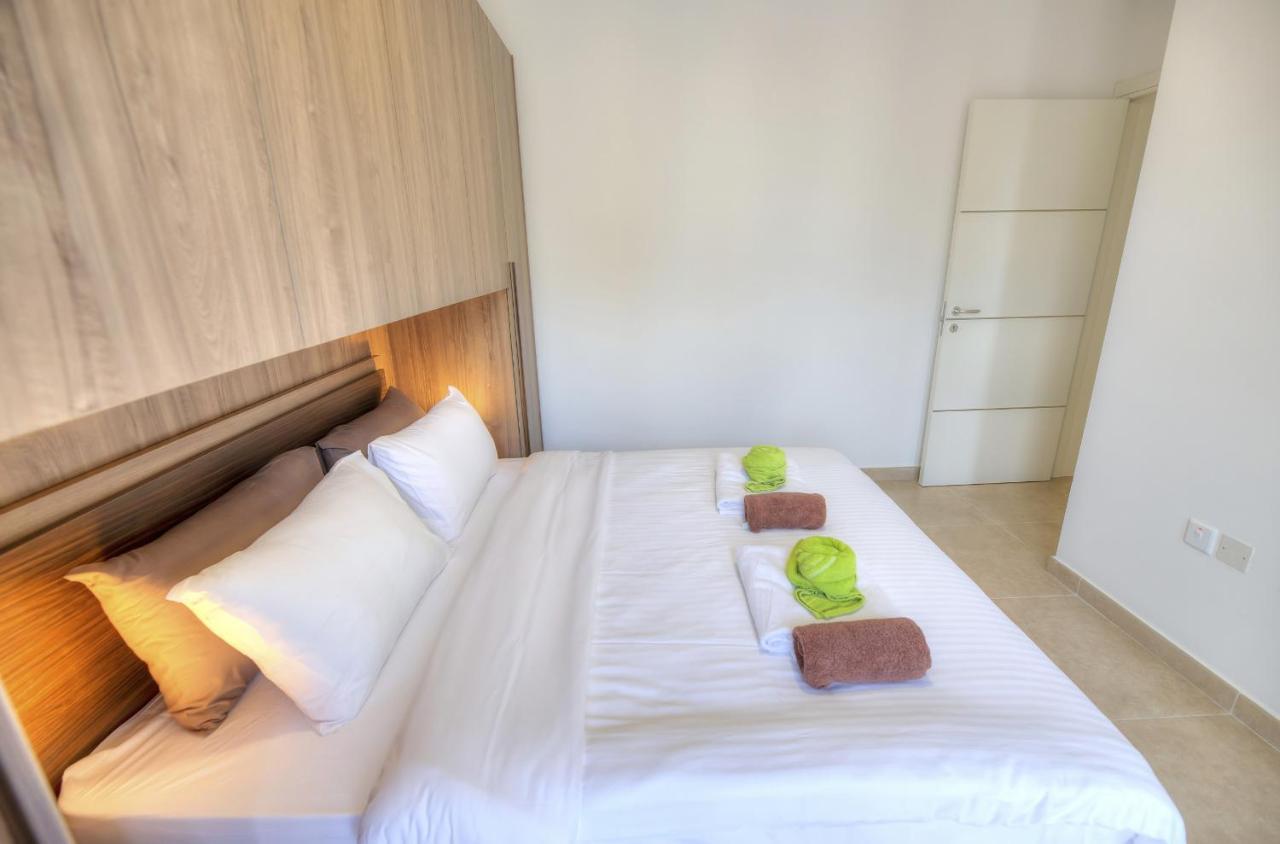 Spacious And Tastefully Furnished 2 Bedroom Apartment Ddif1-3 Gzira Dış mekan fotoğraf