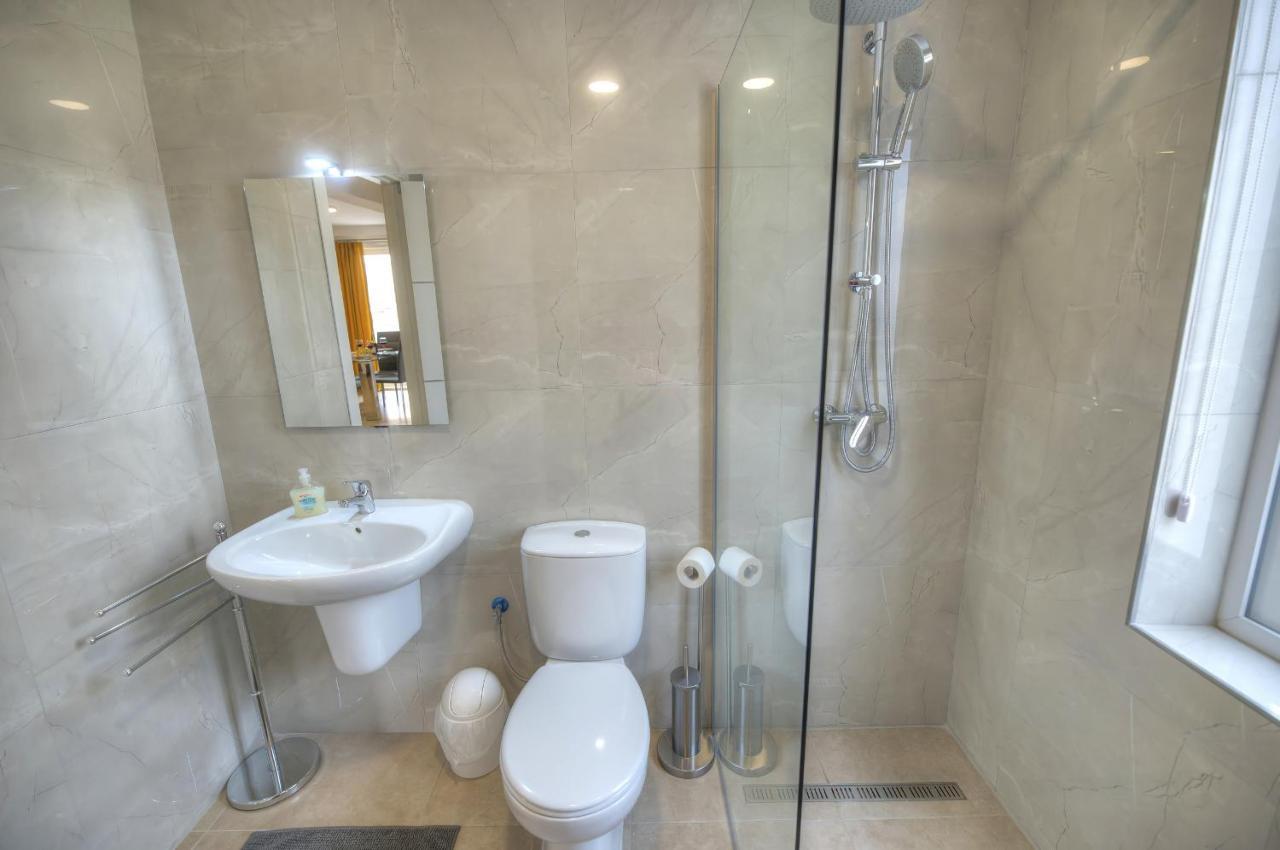 Spacious And Tastefully Furnished 2 Bedroom Apartment Ddif1-3 Gzira Dış mekan fotoğraf